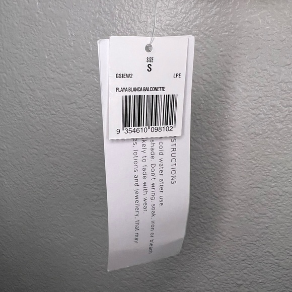 Rip Curl Bikini Top NWT Size Small - Picture 5 of 5